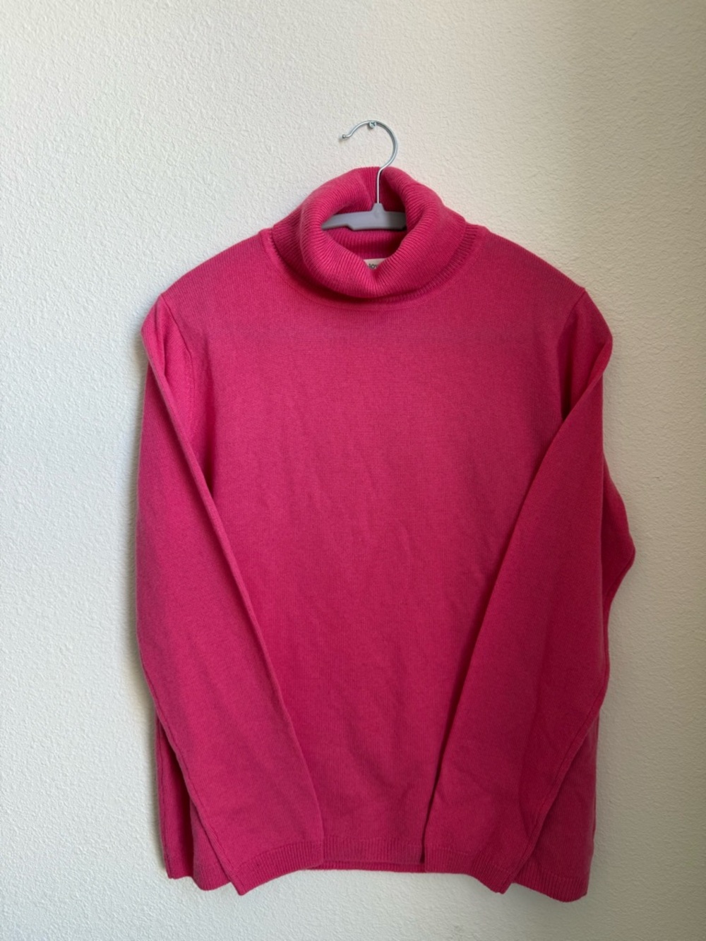WoolOvers Bright Pink Merino Wool & Cashmere Turtleneck Sweater